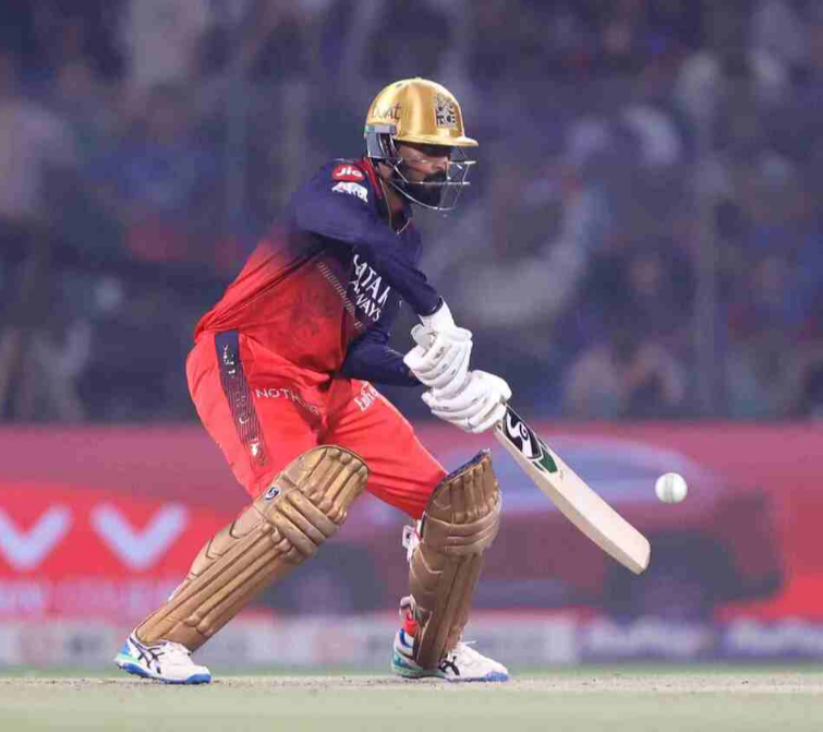 Krunal Pandya in action playing a crucial knock for RCB.